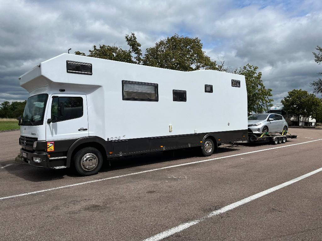 Mercedes Atego Mobilhome Motorsport Camper Tiny House, Caravans en Kamperen, Chemisch toilet, Buitenlamp, Alkoof, Ringverwarming