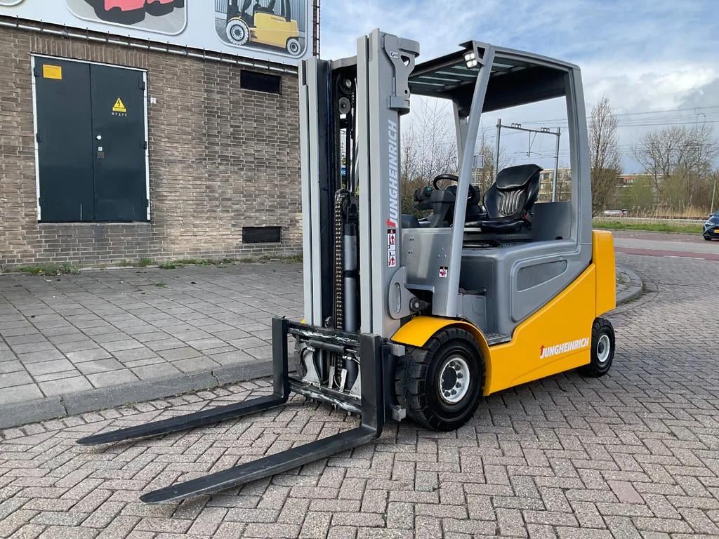 Jungheinrich EFG 425 2500KG 4.70METER HEFTRUCK (bj 2017), 2000 tot 3000 kg, Elektrisch, Heftruck, Jungheinrich