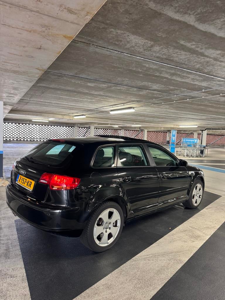 Audi 2005 Zwart 2e eigenaar 3.2 V6 PANO YOUNGTIMER, Auto's, Audi, Particulier, Benzine, Hatchback, Geïmporteerd, Zwart, Zwart
