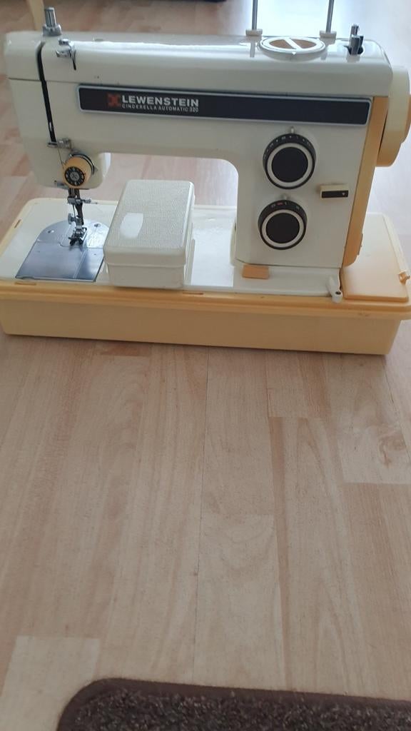 LEWENSTEIN Naimmachine, Hobby en Vrije tijd, Naaimachines en Toebehoren, Ophalen of Verzenden, Gebruikt, Lockmachine