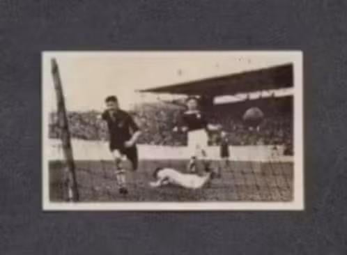 Voetbalplaatje Kick Smit Nederland Noorwegen, Ophalen of Verzenden, Zo goed als nieuw