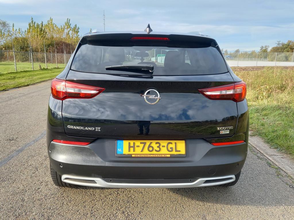 Opel Grandland X 1.2 Turbo Business Executive (bj 2020), Voorwielaandrijving, Gebruikt, 1199 cc, Zwart