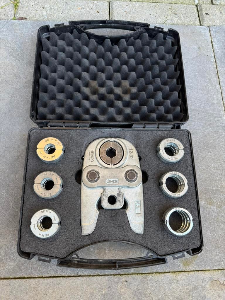 Henco moederbek met persringen 14-16-18-20-26-32 en 15 zgan, Ophalen, Zo goed als nieuw