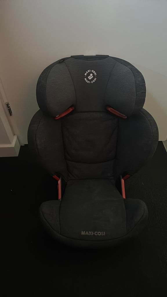 Maxi cosi air protect grijs/zwart2x, Ophalen, Autogordel, 15 t/m 36 kg, Zo goed als nieuw