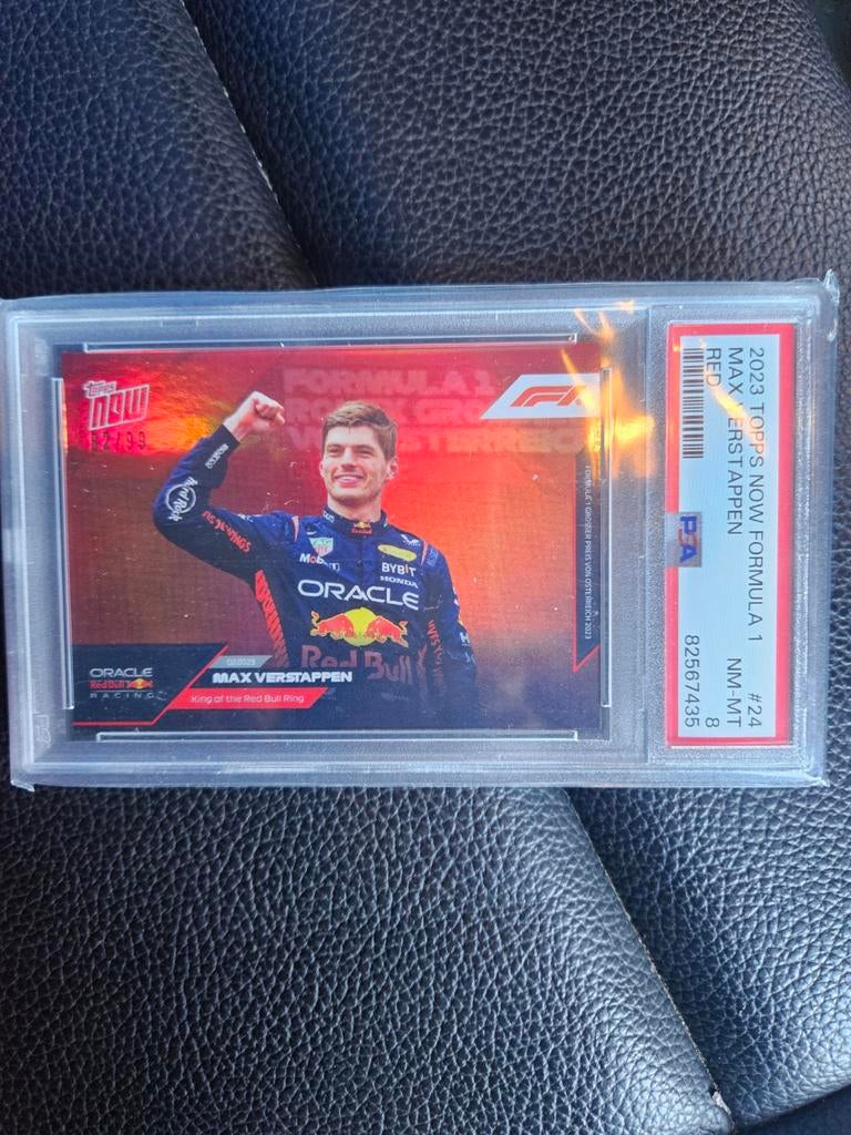 24 max verstappen topps now 2023 red /99 parallel psa 8, Ophalen of Verzenden, Nieuw, Plaatje