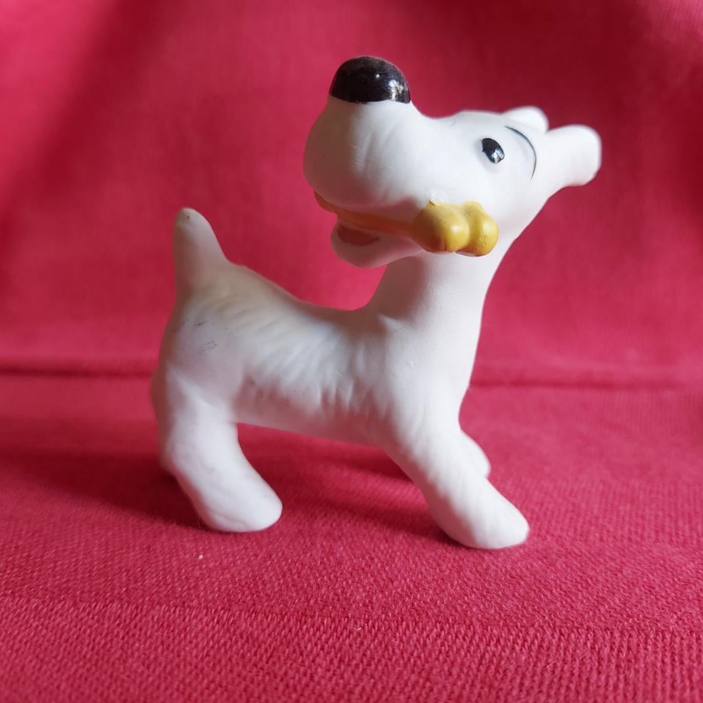 beeldje van Bobbie, de hond van Kuifje (steen), nieuw, Ophalen of Verzenden, Kuifje, Nieuw, Beeldje of Figuurtje