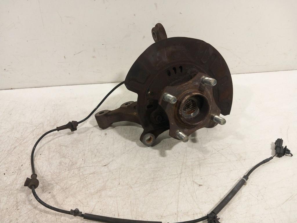 Wielnaaf links voor Suzuki Baleno, Onderdelen@venauto.nl, Van der Ven Autorecycling B.V., Gebruikt, Ettenseweg 76, 4706 PB Roosendaal, The Netherlands