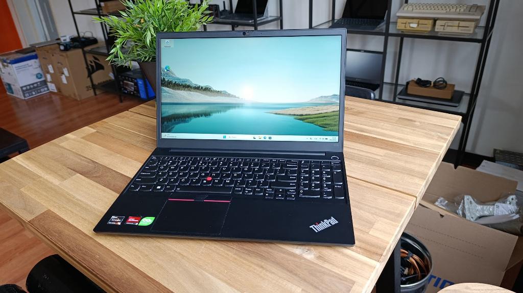 Lenovo ThinkPad E15 Gen 3 (20YG00B6MH) aangeboden, Computers en Software, Windows Laptops, 256 GB, AMD Ryzen 5 5500U with Radeon Graphics