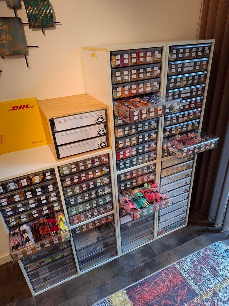 DMC mouline per strengetje, kleur naar keuze., Mulhouse, France, Ophalen of Verzenden, Borduurgaren of Zijde, DMC