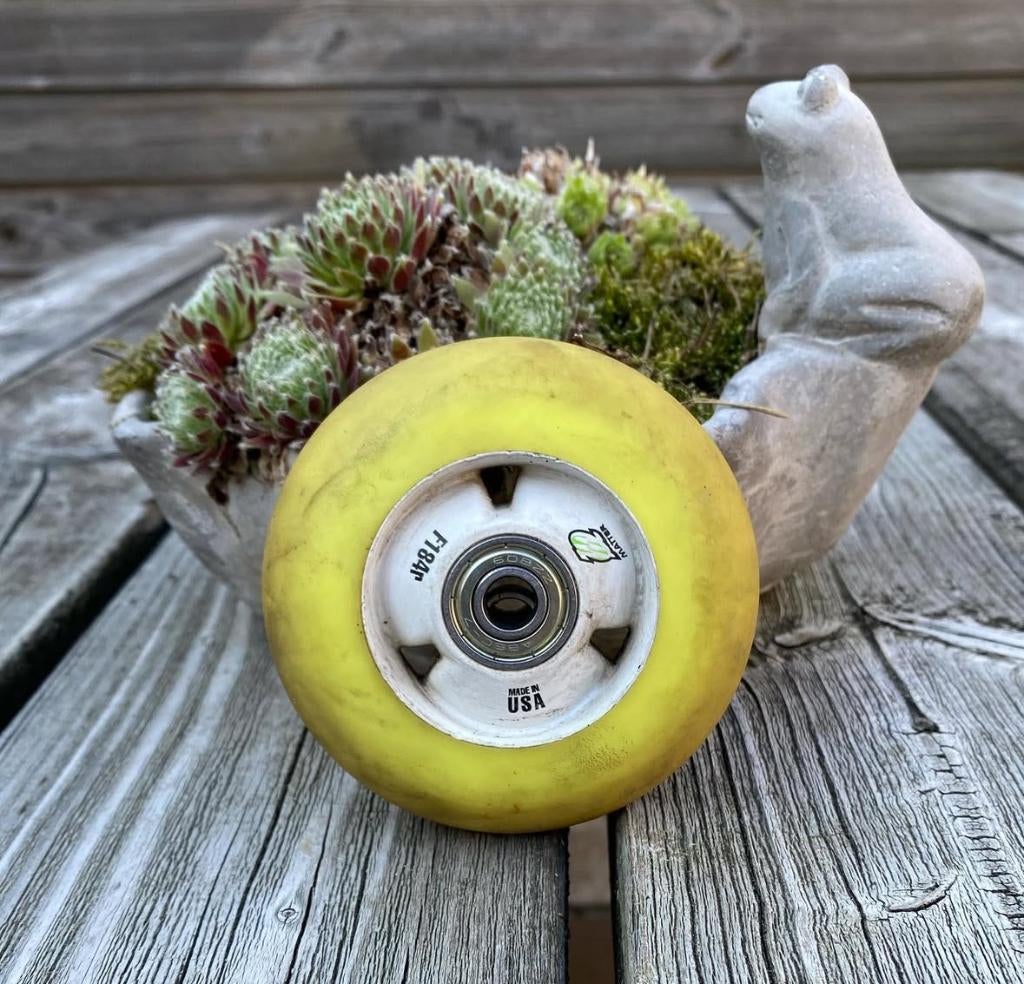 Licht 84mm stuntstep wiel, Ophalen of Verzenden, Zo goed als nieuw