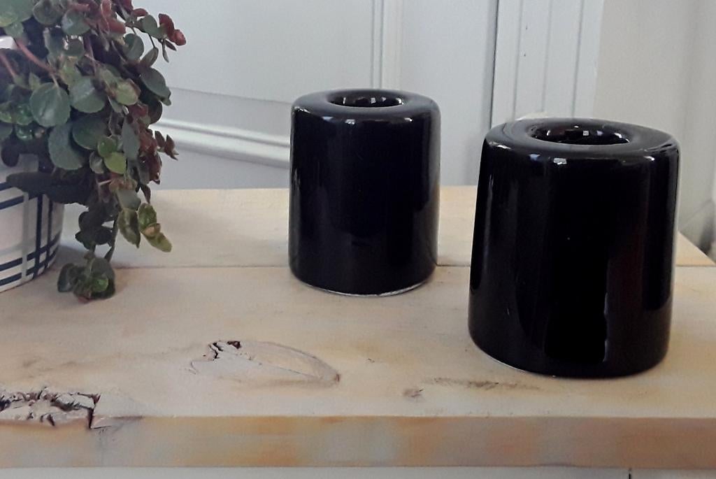 Zwarte porseleinen kandelaars - kaarsenstanders (nieuw), Huis en Inrichting, Overige materialen, Zwart, Nieuw, Ophalen of Verzenden