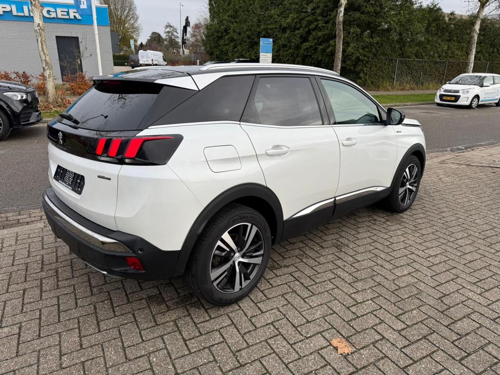 Peugeot 3008 1.2 PureTech GT Line , Navi Dealer auto, Gebruikt, 1295 kg, 1199 cc, Lichtsensor