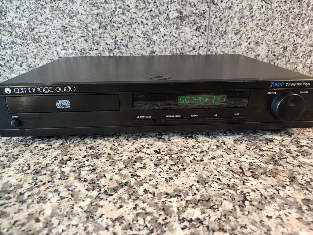 Cambridge D300 cd speler, Ophalen of Verzenden