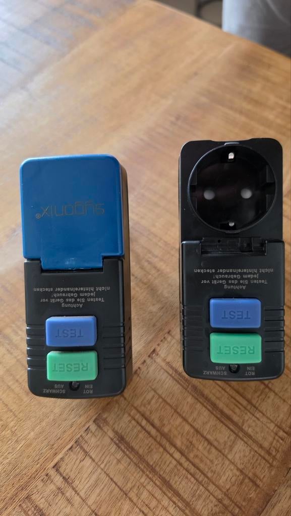 Sygonix RCD01 tussenstekker 2 stuks, Ophalen of Verzenden, Zo goed als nieuw, Overige typen