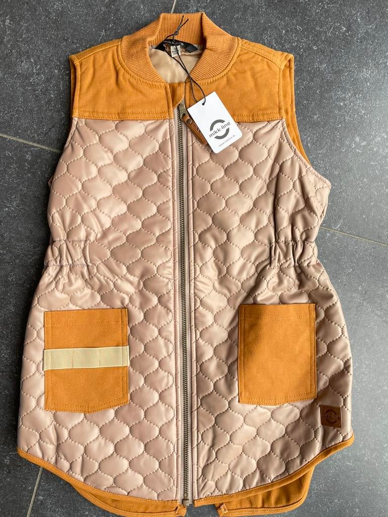 Mikk-line bodywarmer maat 122, Kinderen en Baby's, Kinderkleding | Maat 122, Ophalen of Verzenden, Nieuw, Meisje, Overige typen