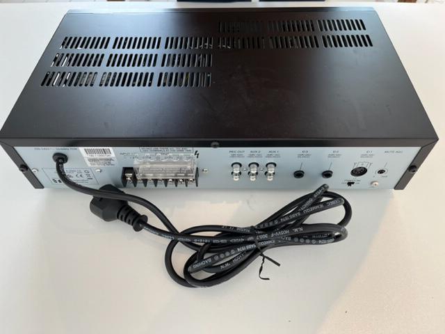 TOA versterker A-2060 CE + plafond luidsprekers, Ophalen, Zo goed als nieuw