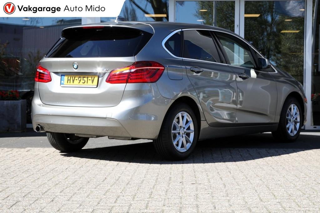 BMW 2 Serie Active Tourer 218i Automaat Essential | 1e eigen, Auto's, BMW, 12 maanden, 136 pk, Gebruikt, Origineel Nederlands