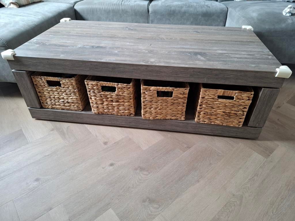 Mooie salontafel millennium oak donkerbruin (135x67), Ophalen, 50 tot 100 cm, 100 tot 150 cm, Minder dan 50 cm