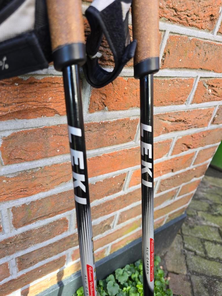 Leki wandelstokken, Ophalen, Wandelstok