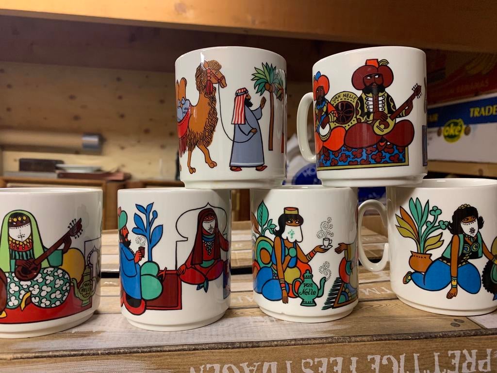 Volledige set 1001 nacht, van Nelle, Huis en Inrichting, Keuken | Servies, Keramiek, Ophalen of Verzenden, Zo goed als nieuw, Overige stijlen