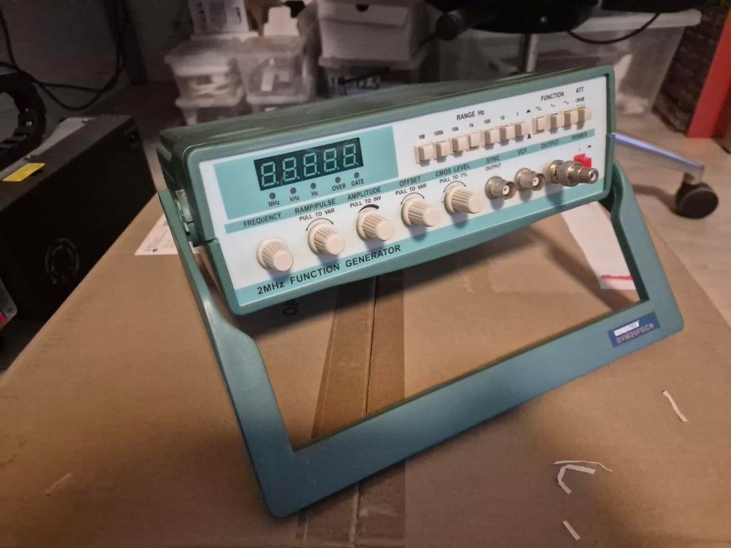 Functiegenerator 2 MHz, Doe-het-zelf en Verbouw, Meetapparatuur, Ophalen