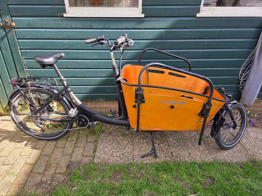 Elektrische bakfiets met twee zitjes, Fietsen en Brommers, Fietsen | Bakfietsen, Ophalen, Gebruikt, 4 kinderen of meer