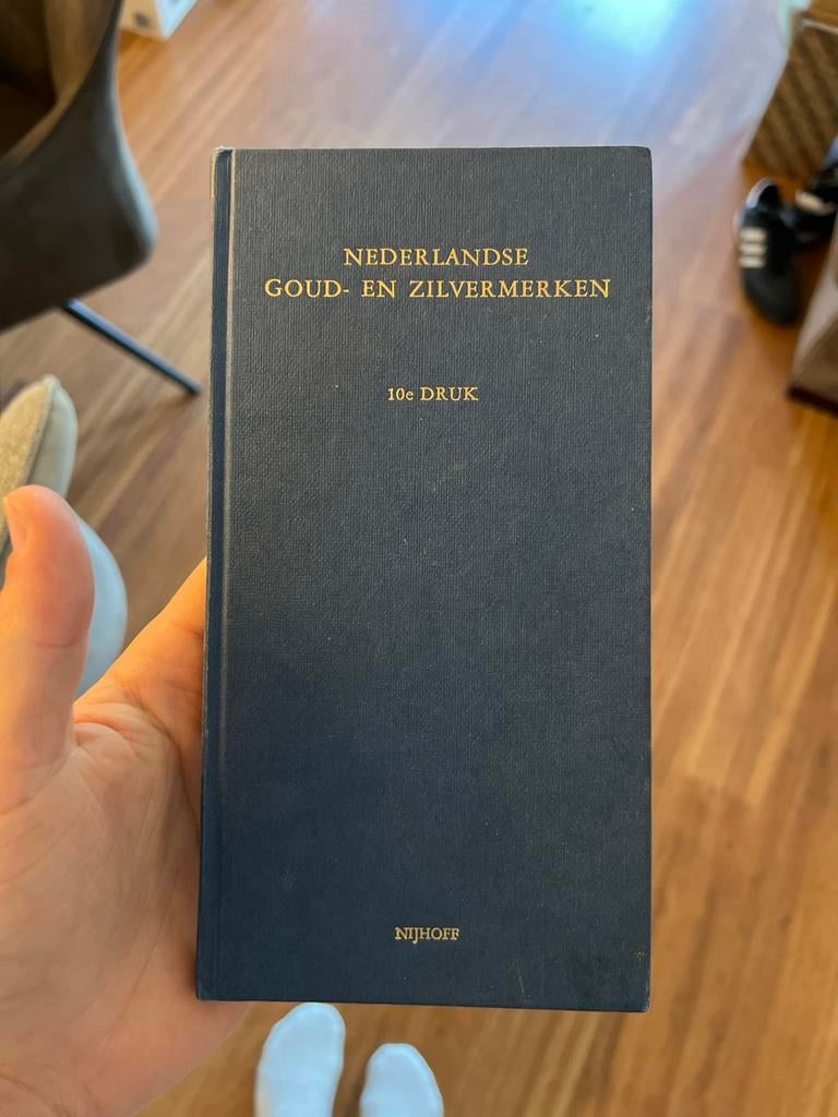 Nederlandse Goud- en Zilvermerken meesterdruk, Ophalen of Verzenden, Gelezen, Overige onderwerpen