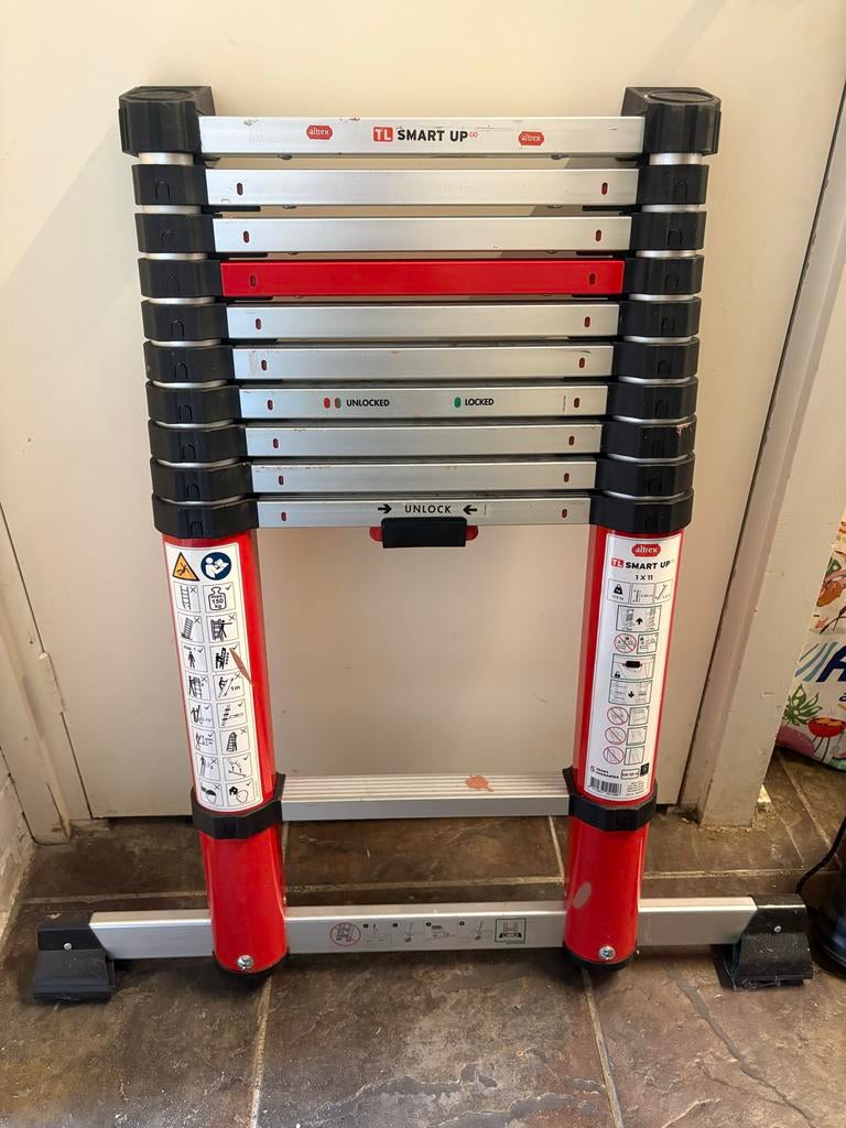 Altrex TL Smart Up Go Telescoopladder 1x11, Ophalen, Zo goed als nieuw, Ladder, Opvouwbaar of Inschuifbaar