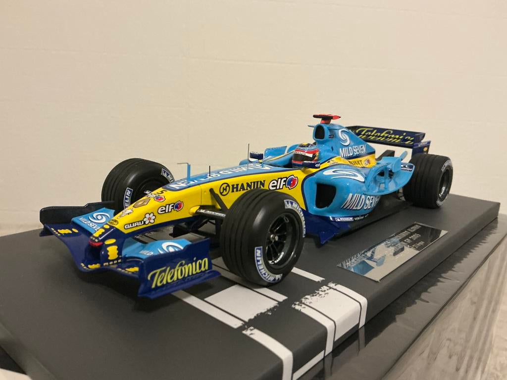 Renault F1 Team R25 Fernando Alonso 1:18, Ophalen of Verzenden, Zo goed als nieuw, Formule 1
