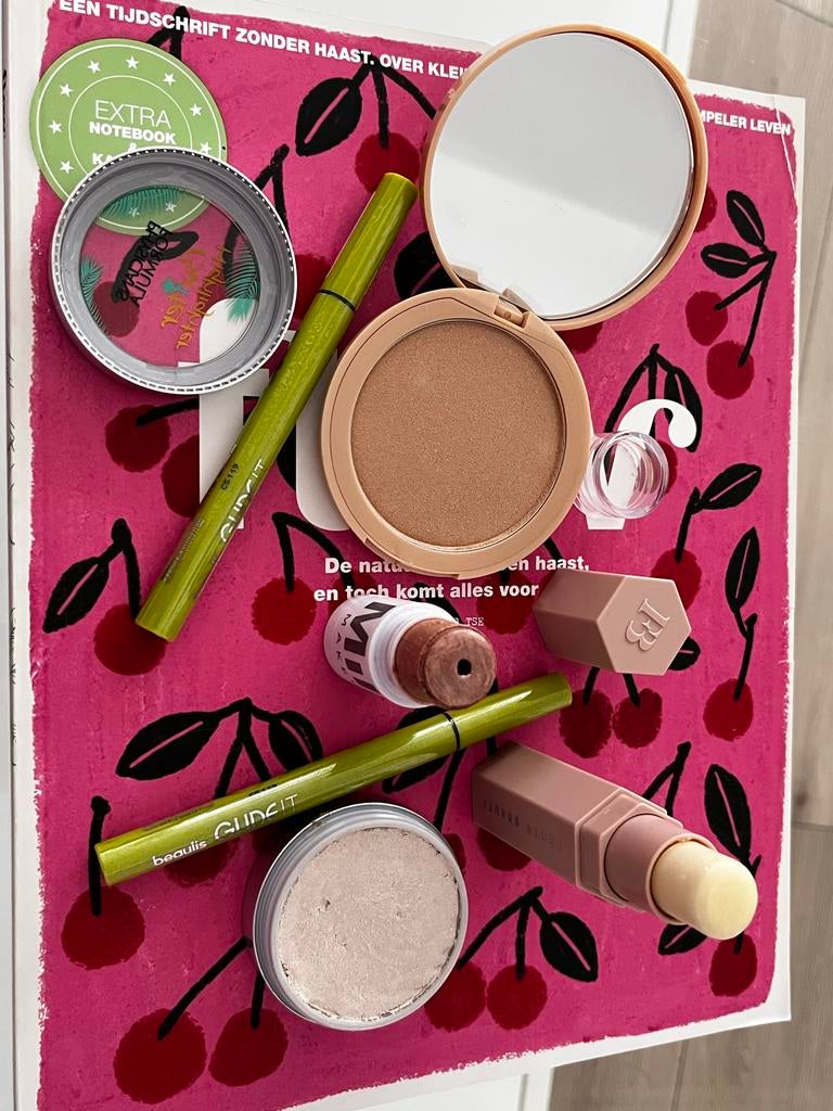 Makeup Highlighters van Fenty Beauty, W7, Milk Makeup, Sieraden, Tassen en Uiterlijk, Uiterlijk | Cosmetica en Make-up, Gebruikt