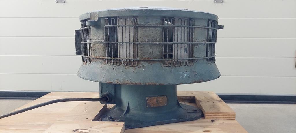 Luchtalarm sirene E57 ELEKTROR KARL W MÜLLER bouwjaar 1963, Ophalen of Verzenden