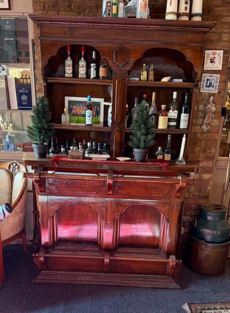 Mooie Houten bar met achterkast, Ophalen, Zo goed als nieuw