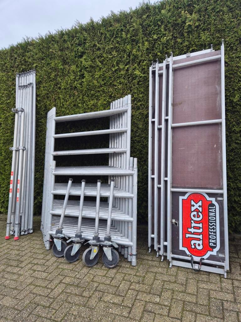 Altrex 5200 serie 10.20 werkhoogte, Ophalen, Rolsteiger of Kamersteiger, 5 meter of hoger