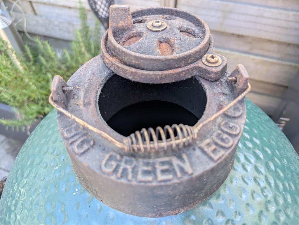 Big Green Egg Regulator gietijzer origineel, Tuin en Terras, Ophalen of Verzenden, Gebruikt, Big Green Egg