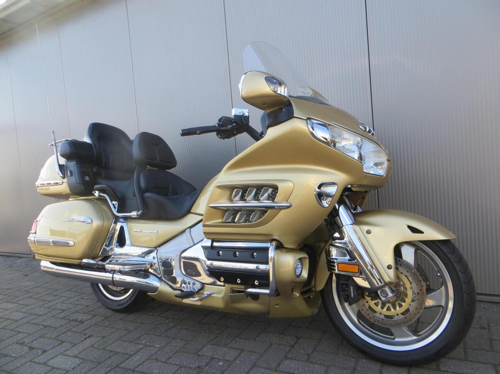 Honda GL 1800 Gold Wing Dual C-ABS Deluxe, Motoren, Bedrijf, Meer dan 35 kW, Toermotor, ABS