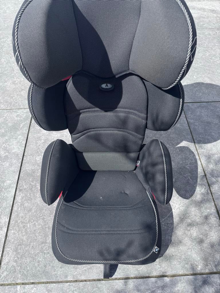 BMW kinderzitje, Kinderen en Baby's, Autostoeltjes, Zo goed als nieuw, Overige merken, 15 t/m 36 kg, Isofix, Verstelbare rugleuning