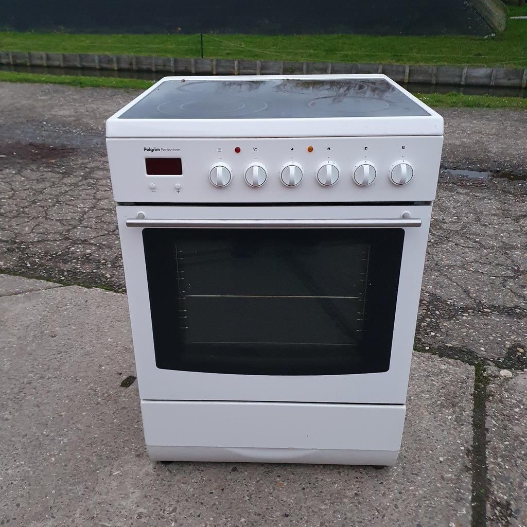Pelgrim Keramisch elektrische fornuis oven (Perilex Stekker), Ophalen of Verzenden, Grill, Keramisch, 4 kookzones