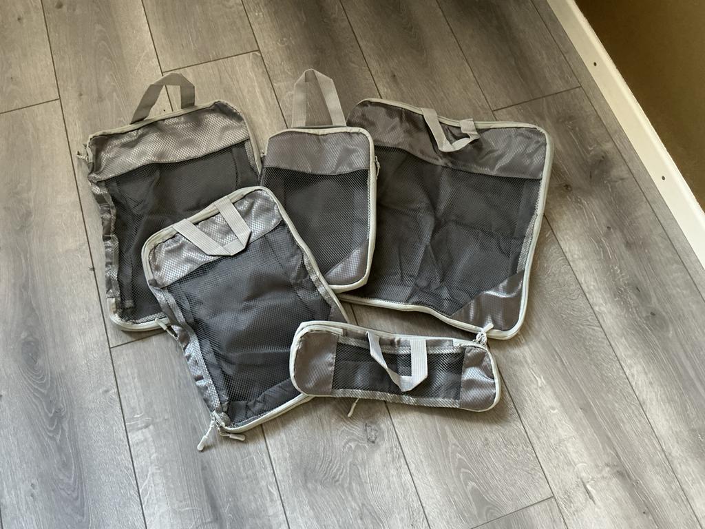 Compressie koffer organisers - packing cubes - nieuwe set, Ophalen of Verzenden, Nieuw, Grijs, 30 cm of meer