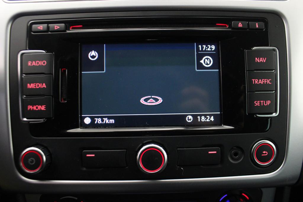 Volkswagen Polo 1.4-16V Comfortline |Navi|Stoelverwarming| *, Voorwielaandrijving, Zwart, 4 cilinders, Wit