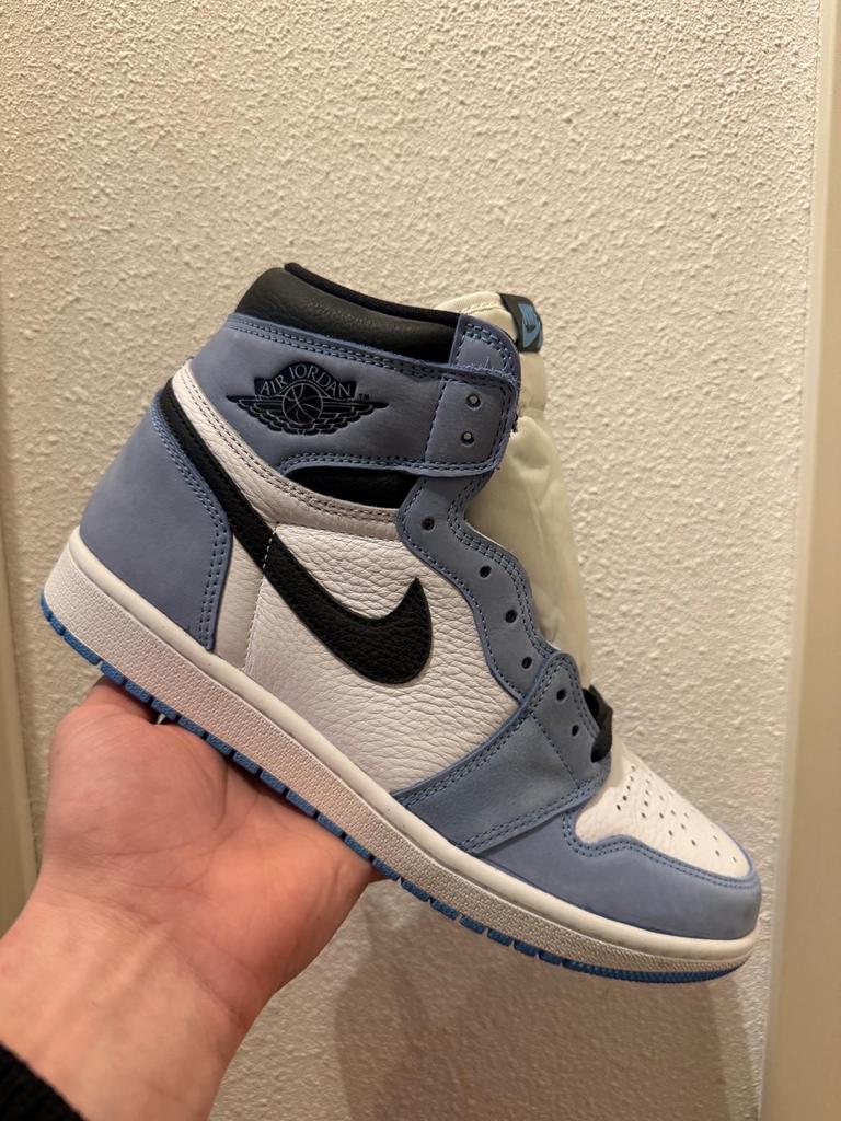Jordan 1 University Blue, Kleding | Heren, Schoenen, Blauw, Nieuw, Ophalen of Verzenden, Sneakers of Gympen