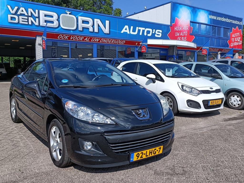 Peugeot 207 CC 1.6 VTi Airco Trekhaak 16'' L.M.V Nw APK, Voorwielaandrijving, Euro 5, Stof, Gebruikt