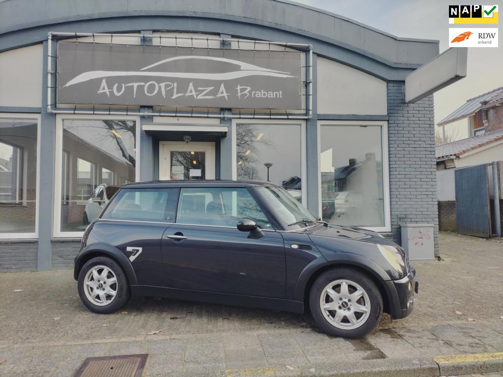 Mini Mini 1.6 One Seven / AIRCO/ CRUISE/ 15 INCH VELGEN, Auto's, Voorwielaandrijving, Gebruikt, 4 cilinders, 4 stoelen