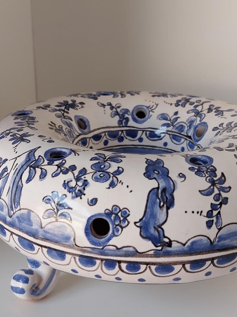 BERARDOS Ceramic Flower Frog Vaas bloemsteker donut ring, Ophalen, Blauw, Aardewerk of Porselein, Zo goed als nieuw