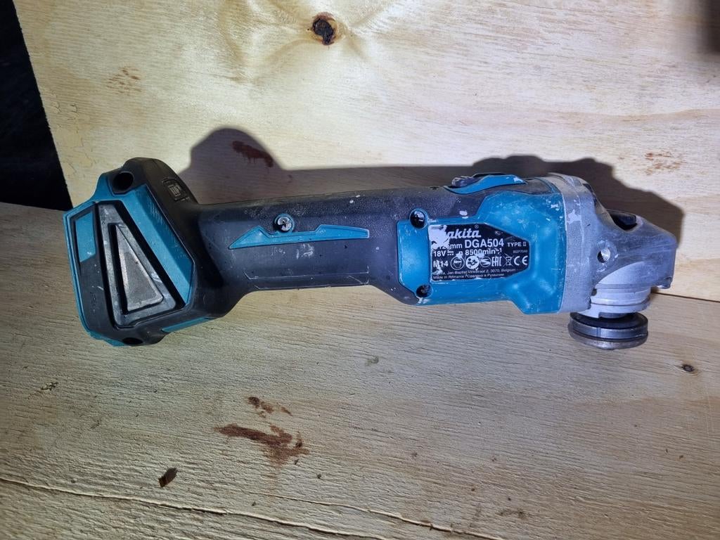 Makita slijptol DGA504, Ophalen of Verzenden, Zo goed als nieuw, 1000 watt of meer, Haakse handslijpmachine