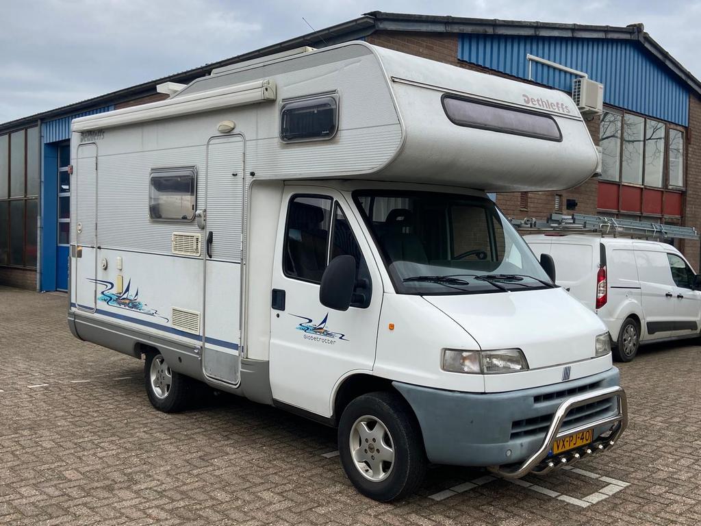 Dethleffs Globetrotter camper, Caravans en Kamperen, Campers, Alkoof, Buitenlamp, Fiat, Treinzit