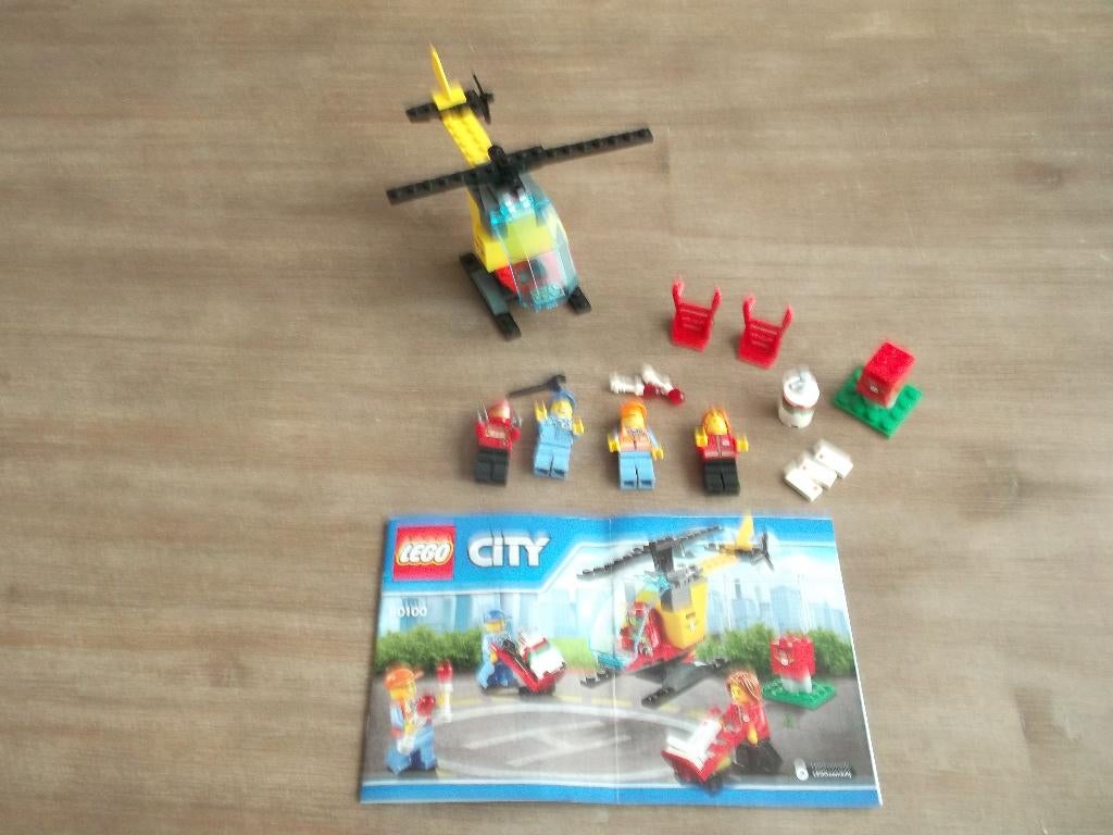 lego 60100 airport starter set (2016), Ophalen of Verzenden, Gebruikt, Complete set, Lego