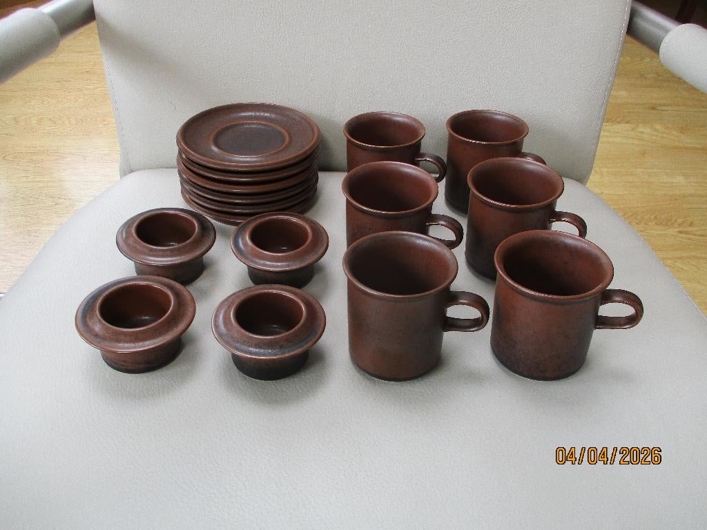 ARABIA - Ruska - design - Finland, Keramiek, Ophalen of Verzenden, Zo goed als nieuw, Effen