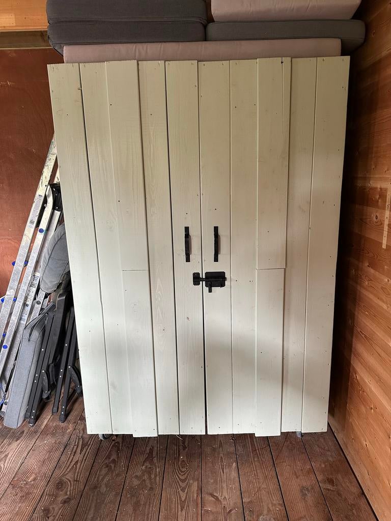 Luxe Zadelkast, Ophalen, Gebruikt