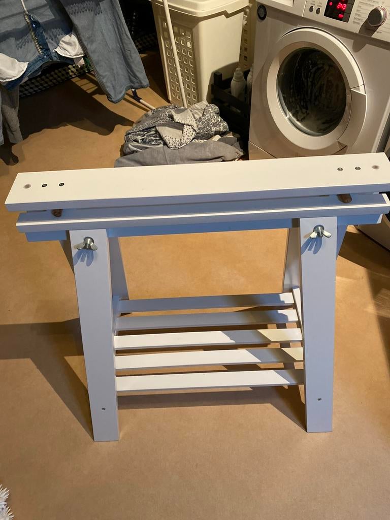 Ikea mittback schraag wit 1 x, Diversen, Bureau-accessoires, Zo goed als nieuw, Ophalen