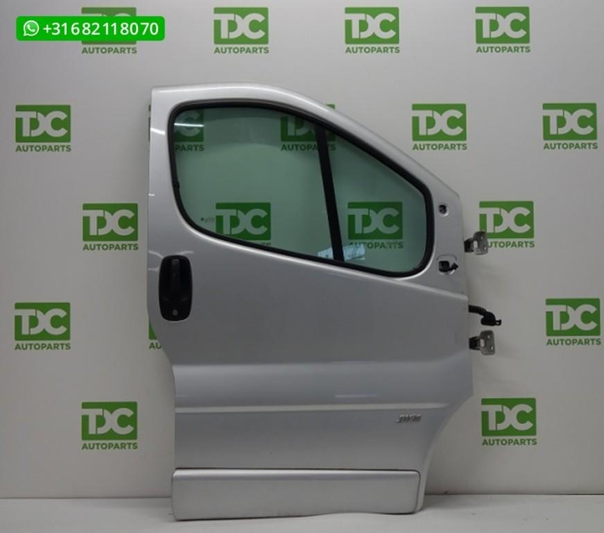 Renault Trafic ('01-'14) Voorportier rechts zilvergrijs, Auto-onderdelen, Carrosserie en Plaatwerk, Gebruikt, Ophalen of Verzenden